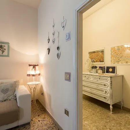 Apartment Casa Laura Florence